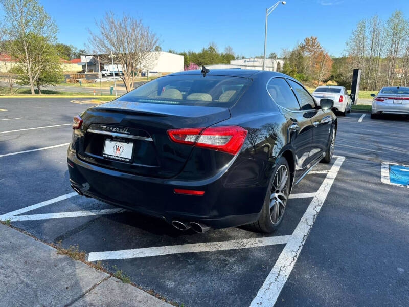 2015 Maserati Ghibli