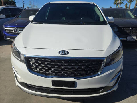 2017 Kia Sedona LX