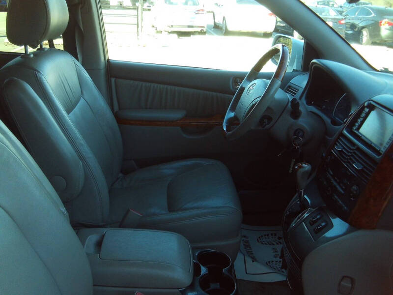 2006 Toyota Sienna XLE Limited 7 Passenger