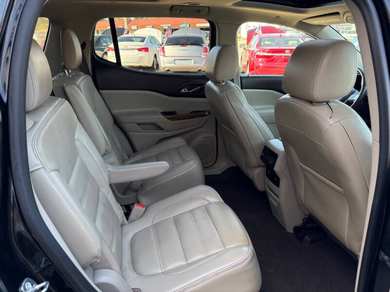2017 GMC Acadia Denali