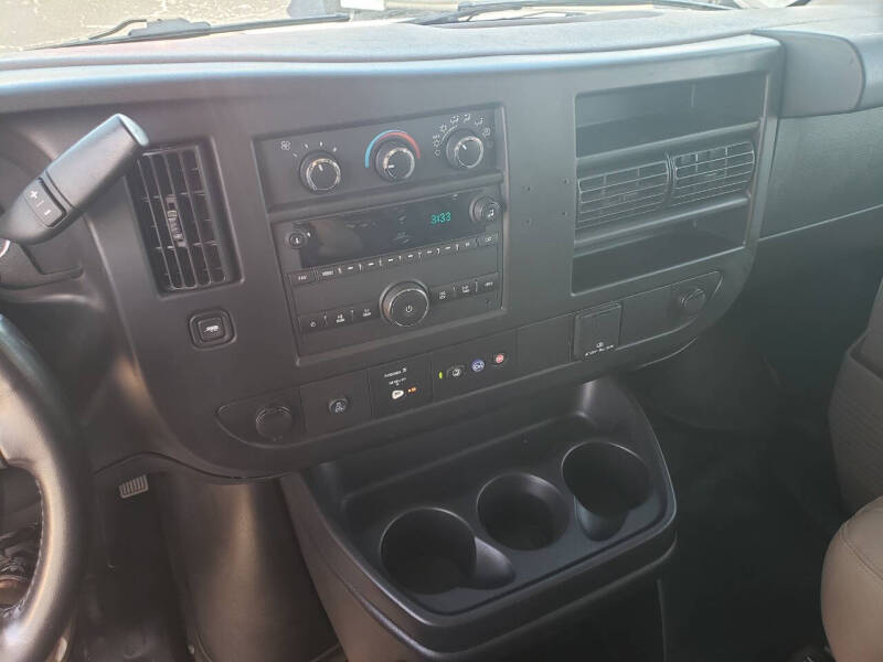 2020 GMC Savana 2500