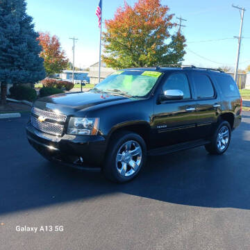 2013 Chevrolet Tahoe for sale at Ideal Auto Sales, Inc. in Waukesha WI