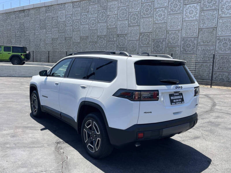 2026 Jeep Cherokee Laredo
