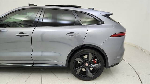 2022 Jaguar F-PACE SVR