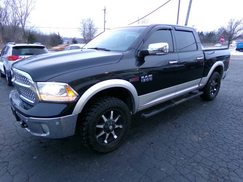 2016 RAM Ram 1500 Pickup Laramie's photo