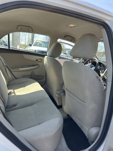 2013 Toyota Corolla LE