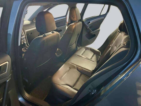 2015 Volkswagen Golf TSI S