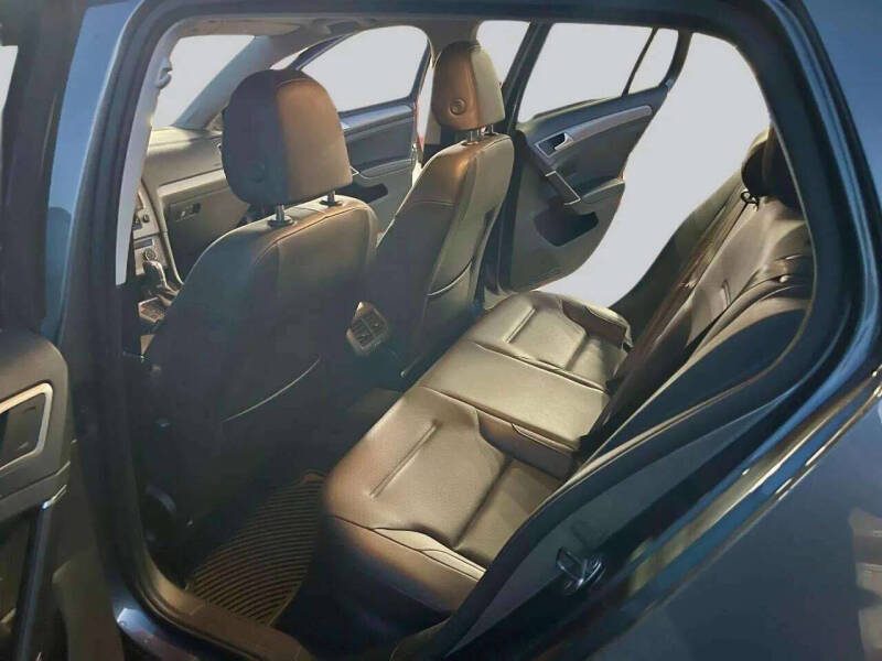 2015 Volkswagen Golf TSI S