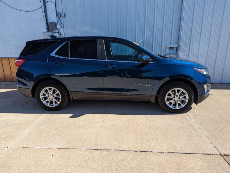 2021 Chevrolet Equinox for sale at Parkway Motors in Osage Beach MO