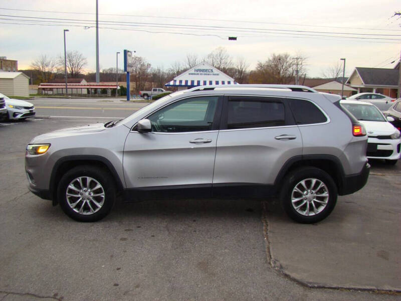 2019 Jeep Cherokee Latitude photo 4