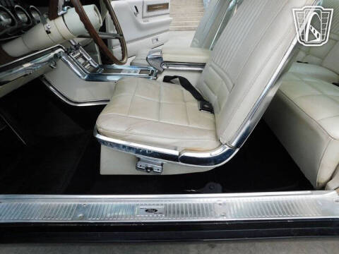 1966 Ford Thunderbird