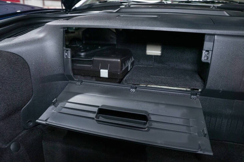 2012 Porsche Cayman R