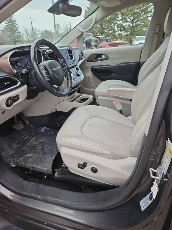 2018 Chrysler Pacifica Touring L Plus