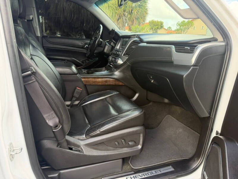 2017 Chevrolet Suburban LT