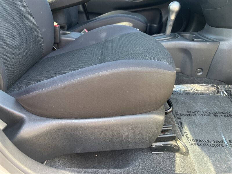 2013 Nissan Versa 1.6 S