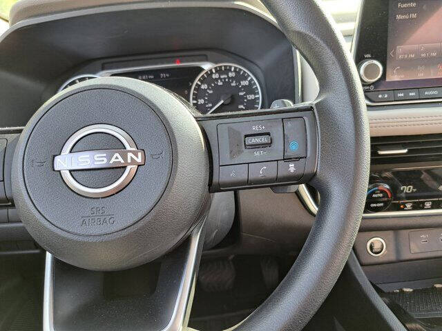 2022 Nissan Rogue SV