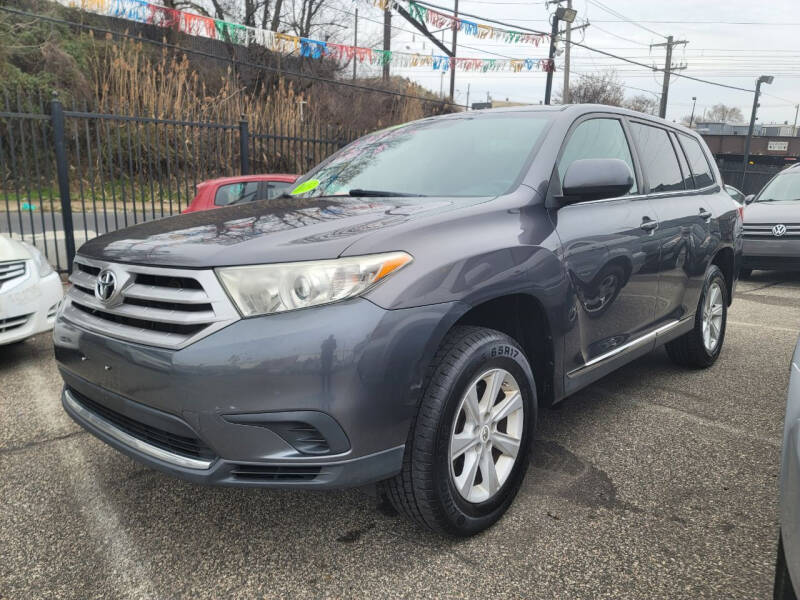 2013 Toyota Highlander for sale at EZ PASS AUTO SALES LLC in Philadelphia PA