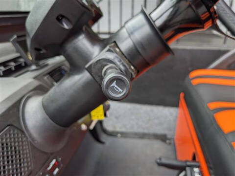 2024 Bintelli BEYOND 6PR LITHIUM 105-AH