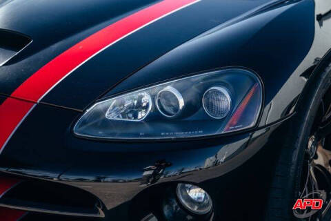 2004 Dodge Viper SRT-10