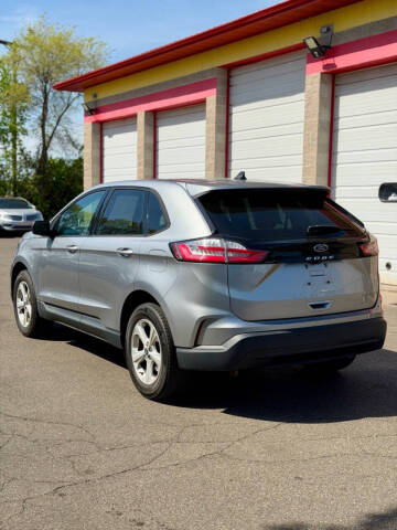 2021 Ford Edge SE