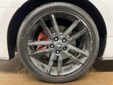 2017 Ford Mustang EcoBoost Premium