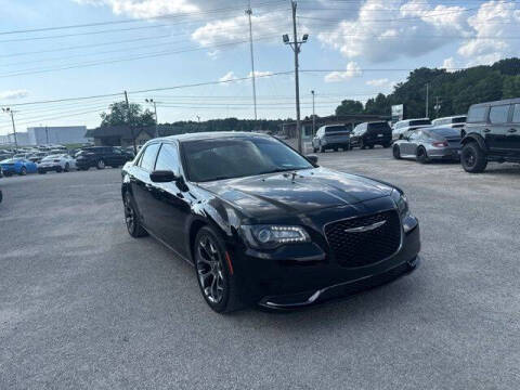 2018 Chrysler 300 Touring