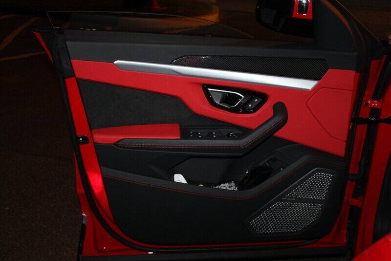 2019 Lamborghini Urus