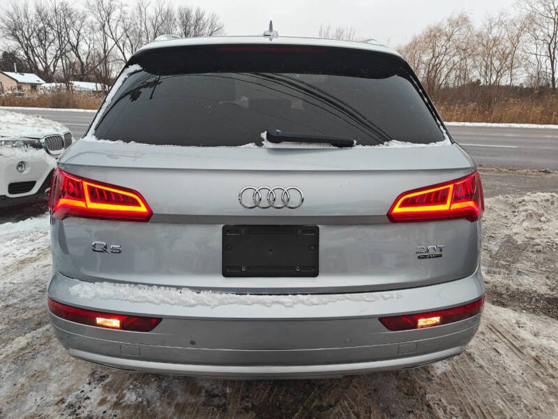 2018 Audi Q5 2.0T quattro Premium Plus