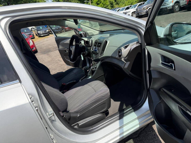 2013 Chevrolet Sonic LT Auto
