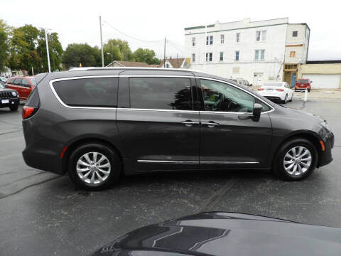 2019 Chrysler Pacifica Touring L