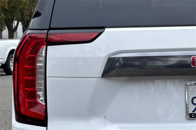 2023 GMC Yukon XL AT4