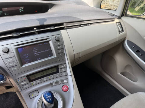 2015 Toyota Prius Two