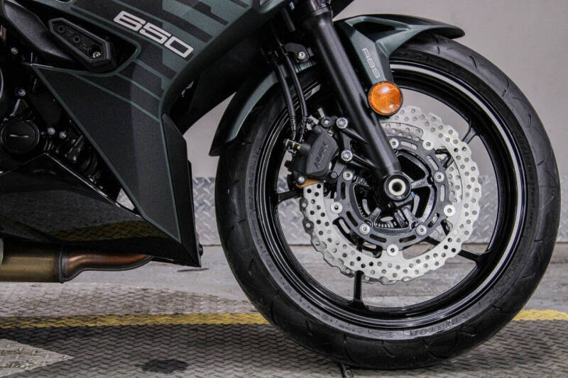 2025 Kawasaki Ninja 650 ABS