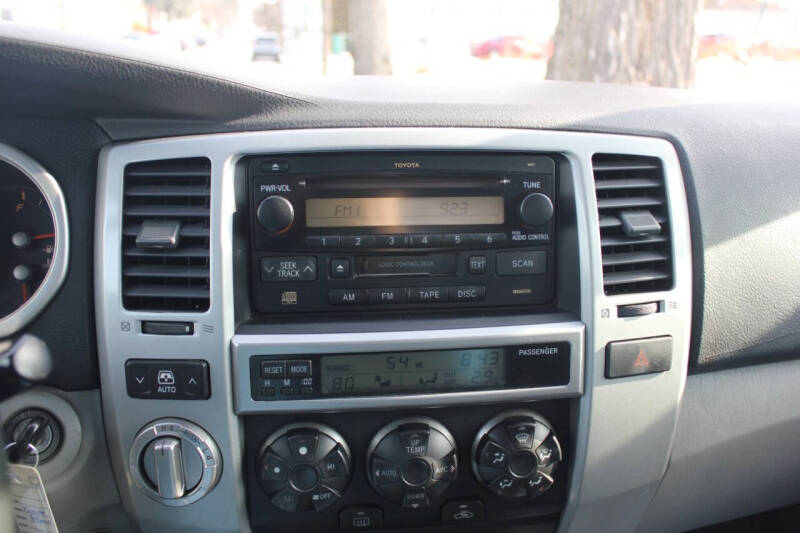 2003 Toyota 4Runner SR5