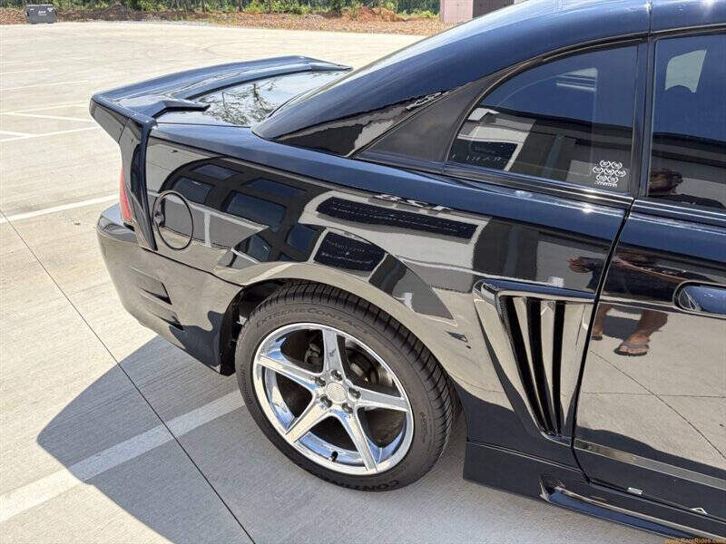 2002 Ford Mustang GT Deluxe