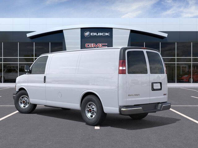 2026 GMC Savana 2500