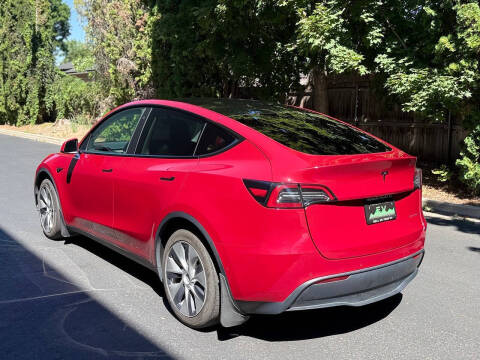 2022 Tesla Model Y Long Range