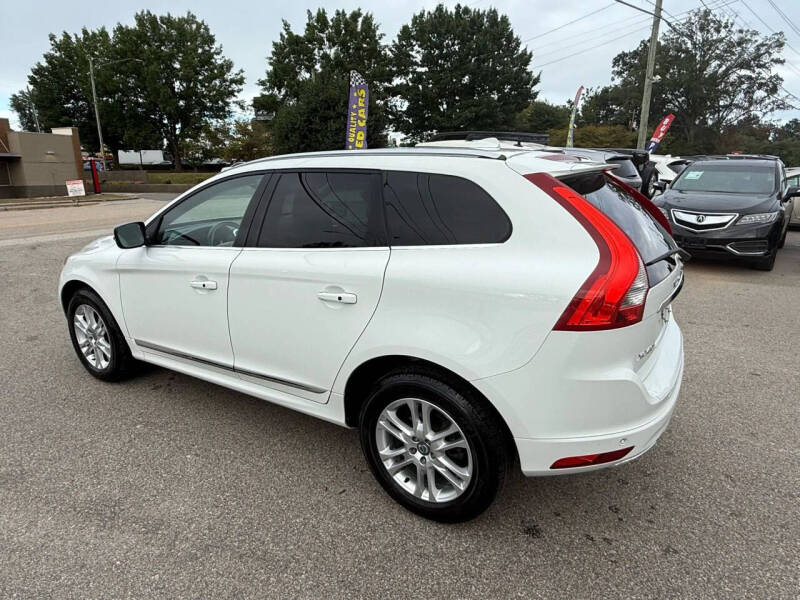 2016 Volvo XC60 T5 Drive-E Premier