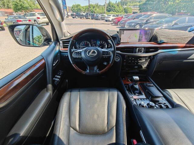 2018 Lexus LX 570