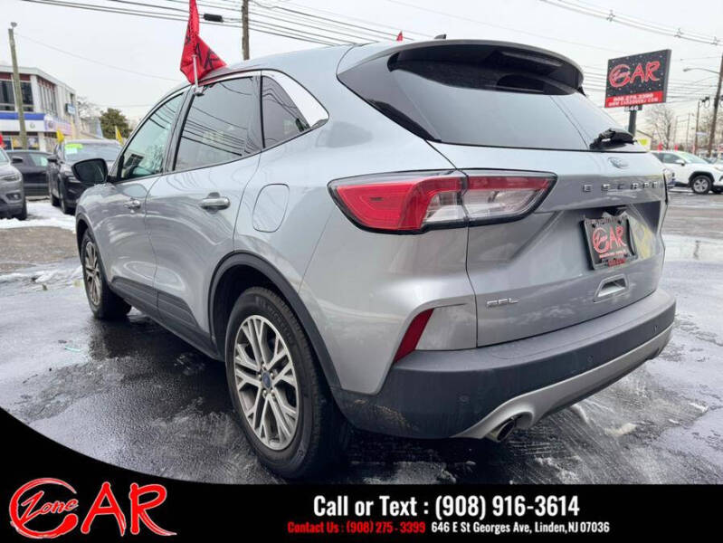 2022 Ford Escape SEL