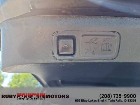 2021 Lincoln Navigator L Standard