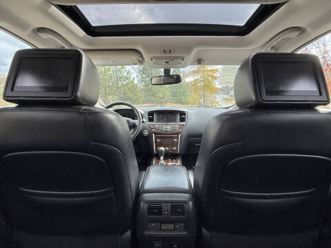 2018 Nissan Pathfinder Platinum