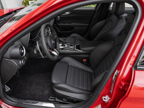 2024 Alfa Romeo Giulia Quadrifoglio