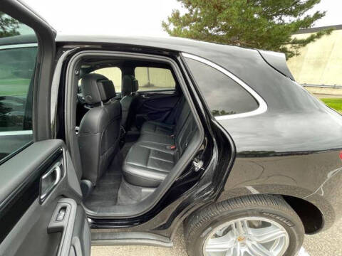 2015 Porsche Macan S