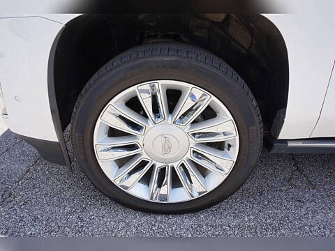 2019 Cadillac Escalade Platinum