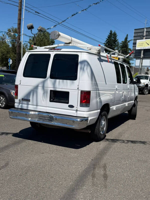 2008 Ford E-Series E-250