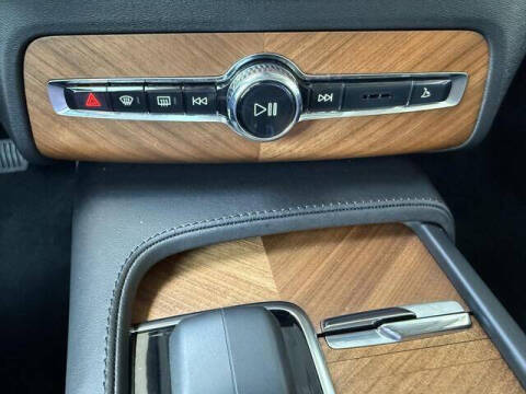2024 Volvo XC90 B6 Plus Bright Theme 7P