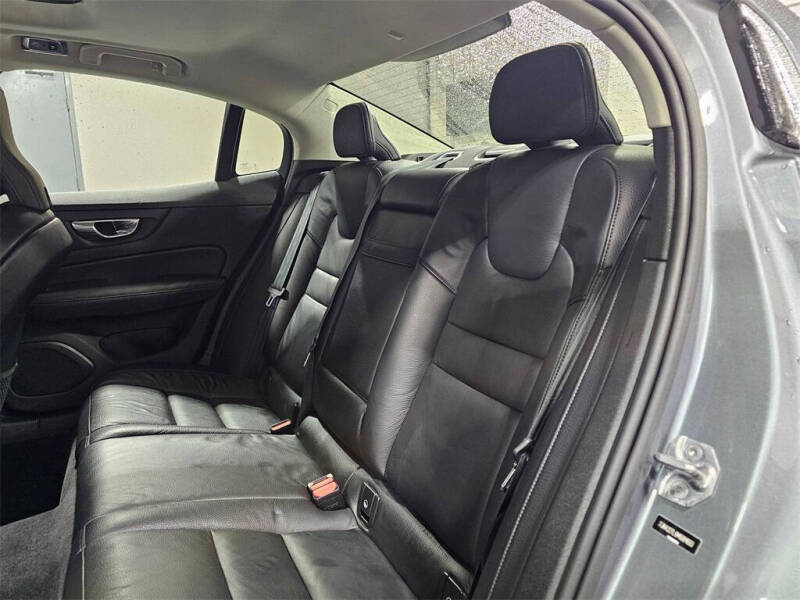 2021 Volvo S60 T6 Inscription