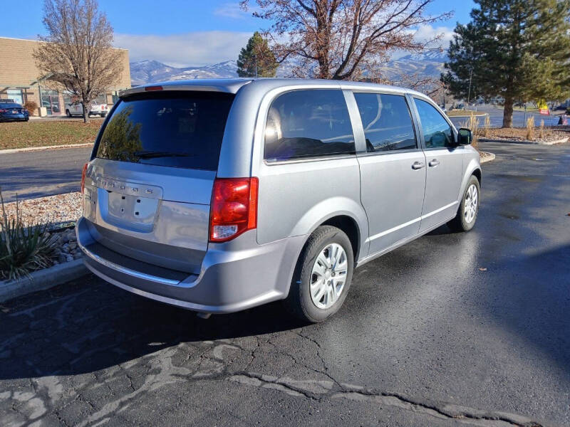 2018 Dodge Grand Caravan SE Plus