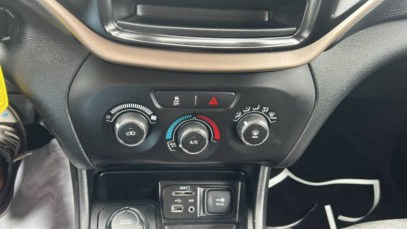 2018 Jeep Cherokee Latitude